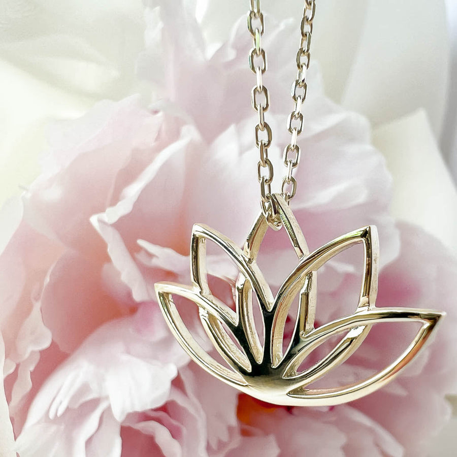 Lotus Flower gold necklace 