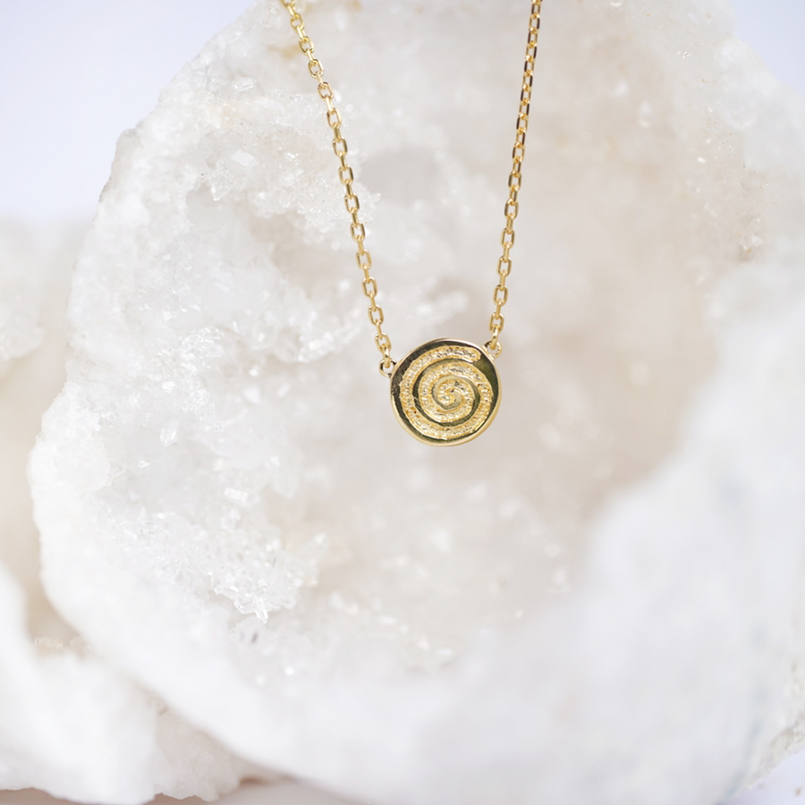 beautiful celtic spiral gold necklace